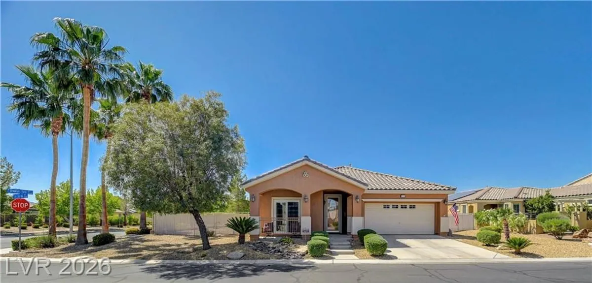 Property Slideshow image 1 of 91 | 3713 corte bella hills ave, North Las Vegas, NV, 89081