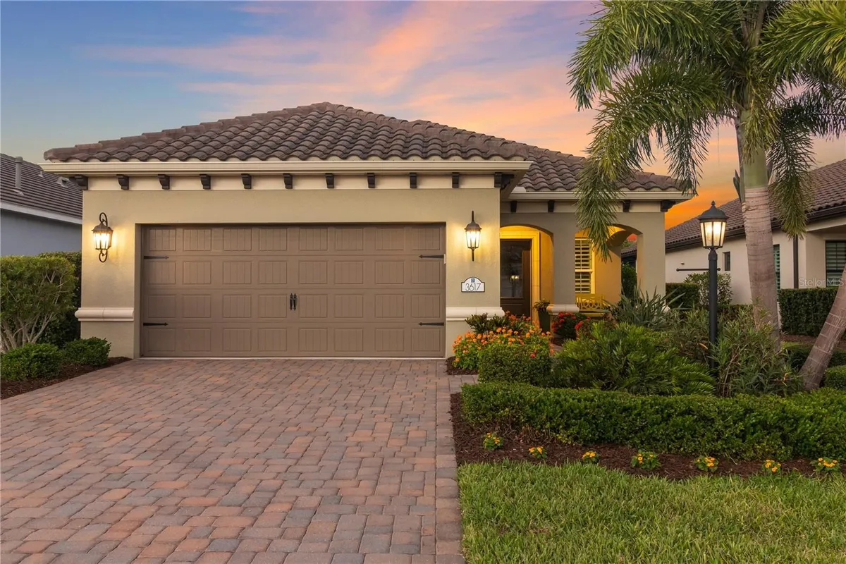 Property Slideshow image 1 of 40 | 3617 azurite way, Bradenton, FL, 34211