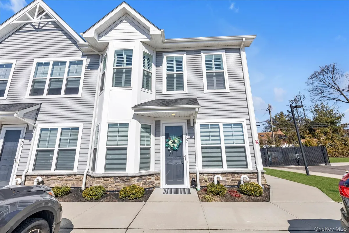 Property Slideshow image 1 of 24 | 137 emanuel way, Hempstead, NY, 11554