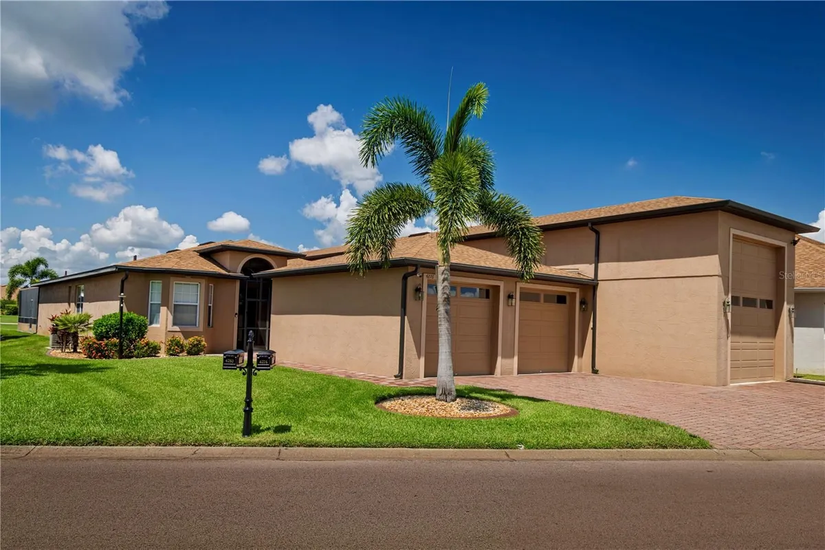 Property Slideshow image 1 of 100 | 4276 dunmore dr, Lake Wales, FL, 33859