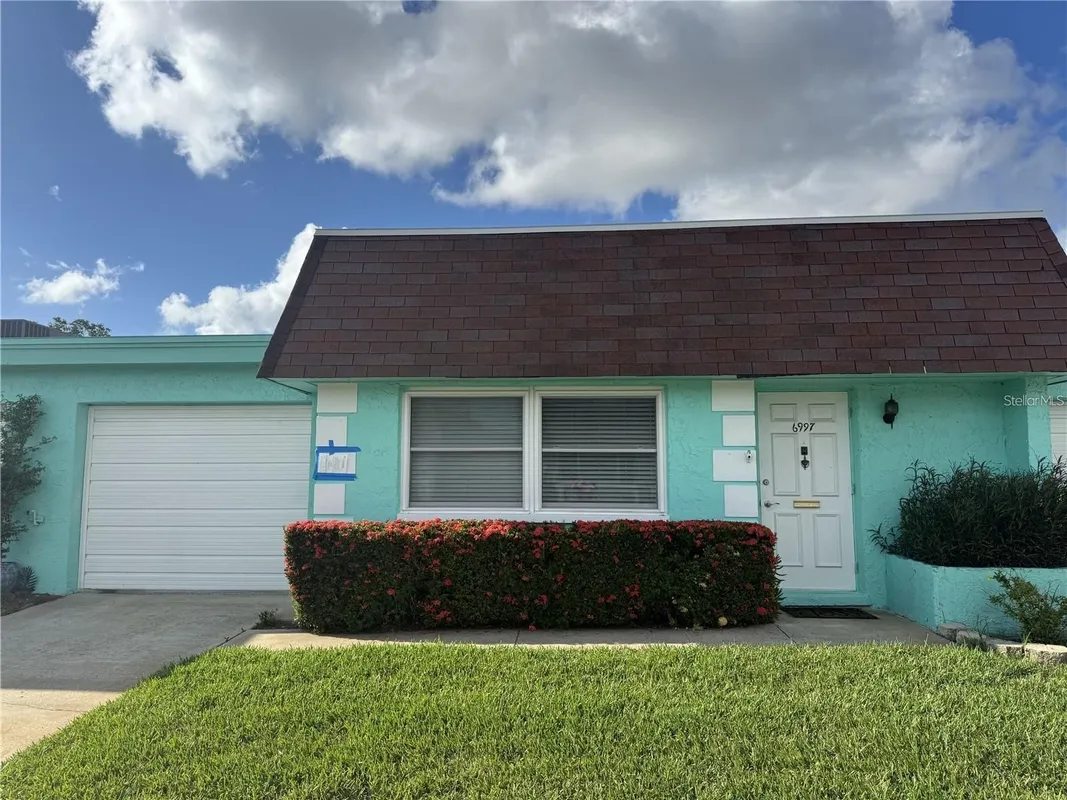 Property Slideshow image 1 of 15 | 6997 versailles n n/a, Pinellas Park, FL, 33781