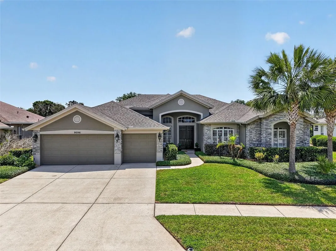 Property Slideshow image 1 of 55 | 9096 laurel ridge dr, Mount Dora, FL, 32757