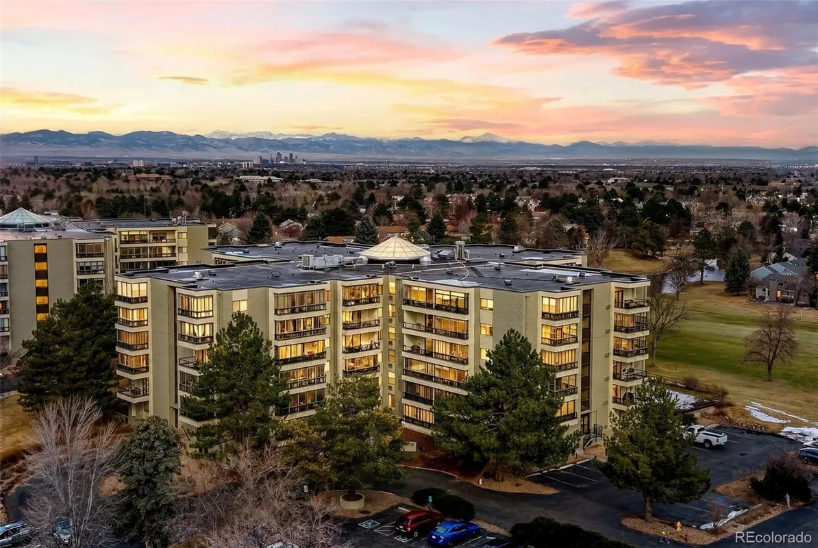 Property Slideshow image 1 of 44 | 13961 e marina dr 305, Aurora, CO, 80014