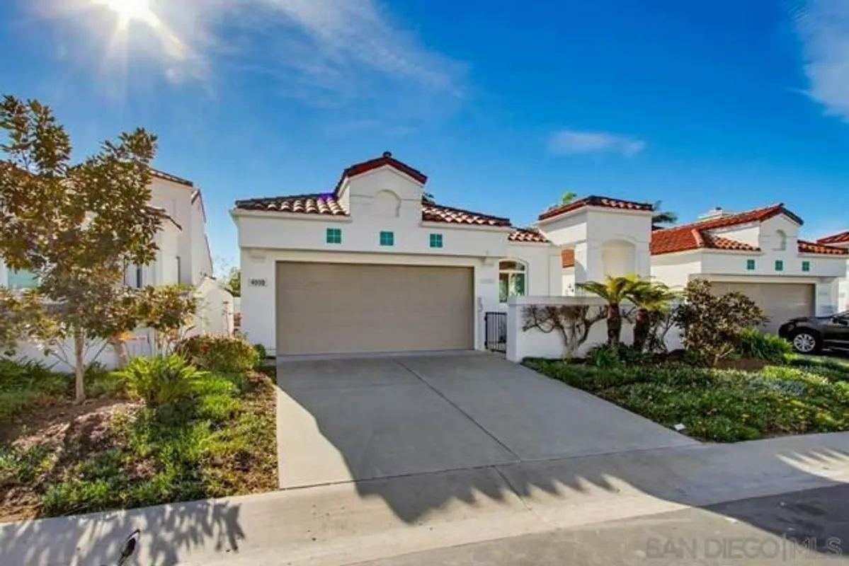 Property Slideshow image 1 of 65 | 4959 lamia way, Oceanside, CA, 92056