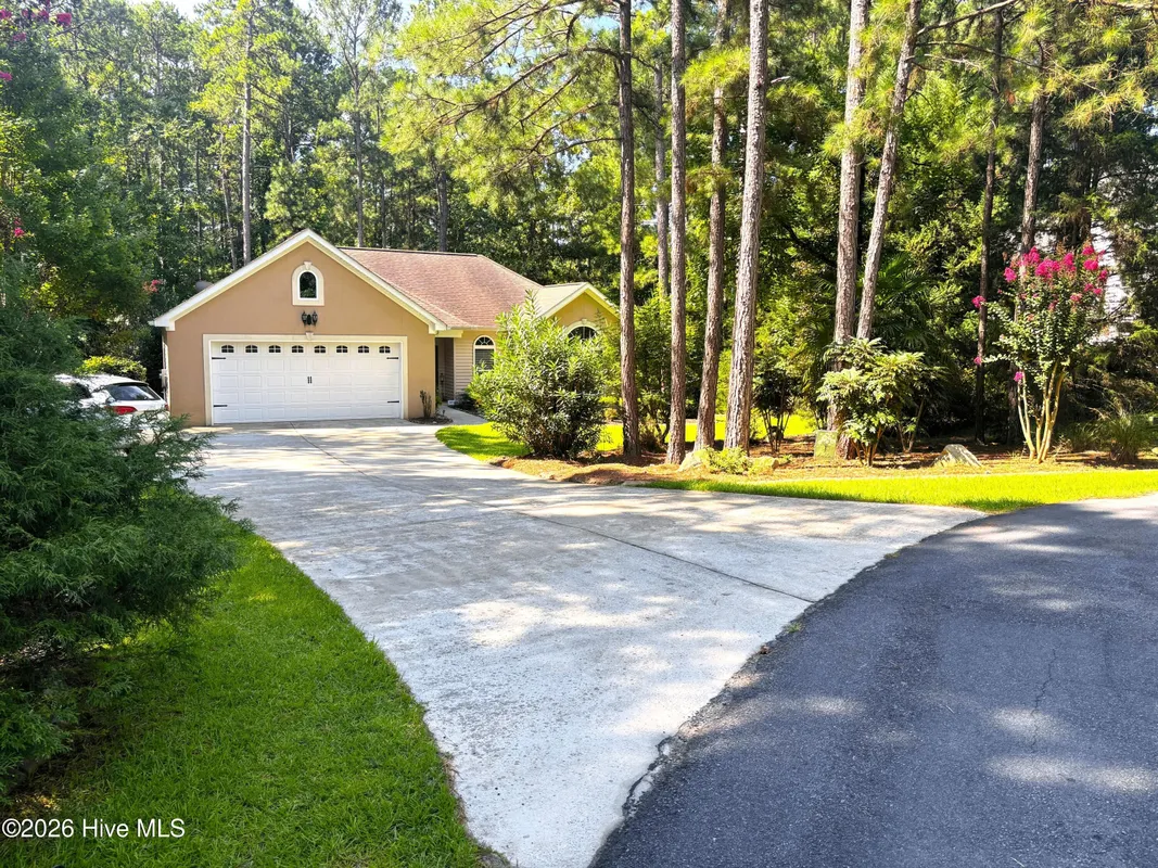 Property Slideshow image 1 of 26 | 806 sturbridge dr, Mccormick, SC, 29835