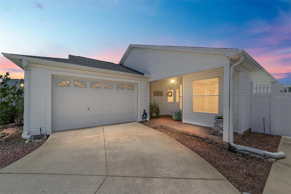 Property Slideshow image 1 of 62 | 418 flossmoor ct, The Villages, FL, 32162