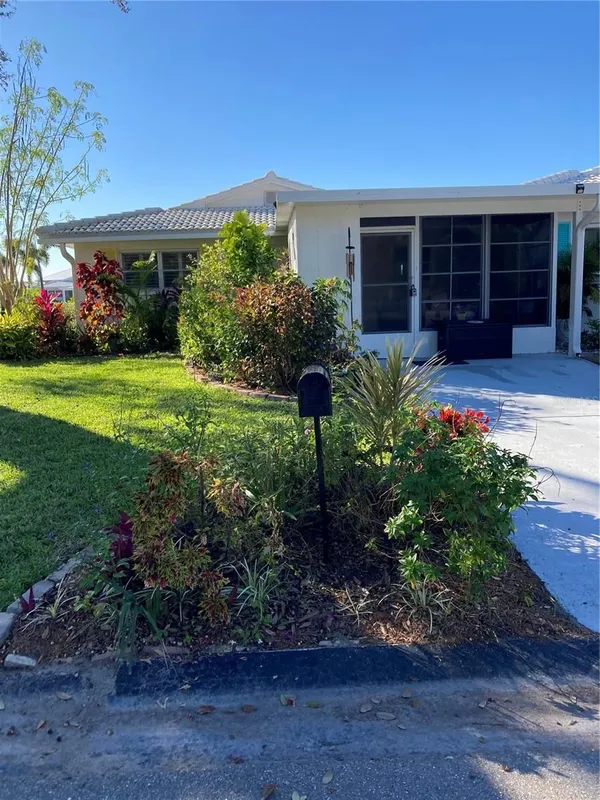 Property Slideshow image 1 of 54 | 801 fair winds dr # 801, Nokomis, FL, 34275