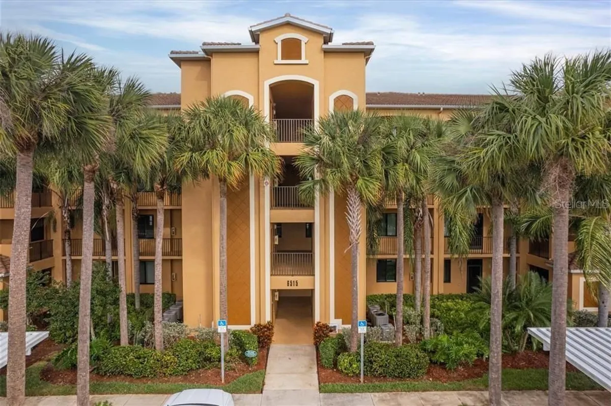 Property Slideshow image 1 of 38 | 6515 grand estuary trl 305, Bradenton, FL, 34212