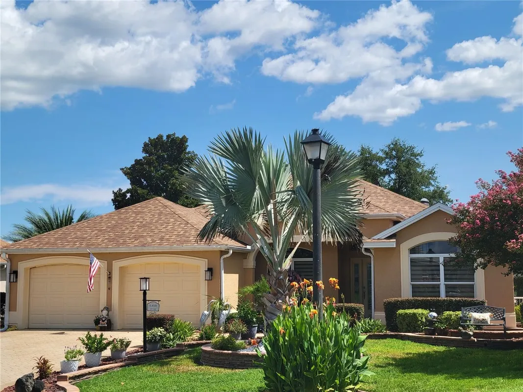 Property Slideshow image 1 of 18 | 17116 se 79th mclawren ter, The Villages, FL, 32162