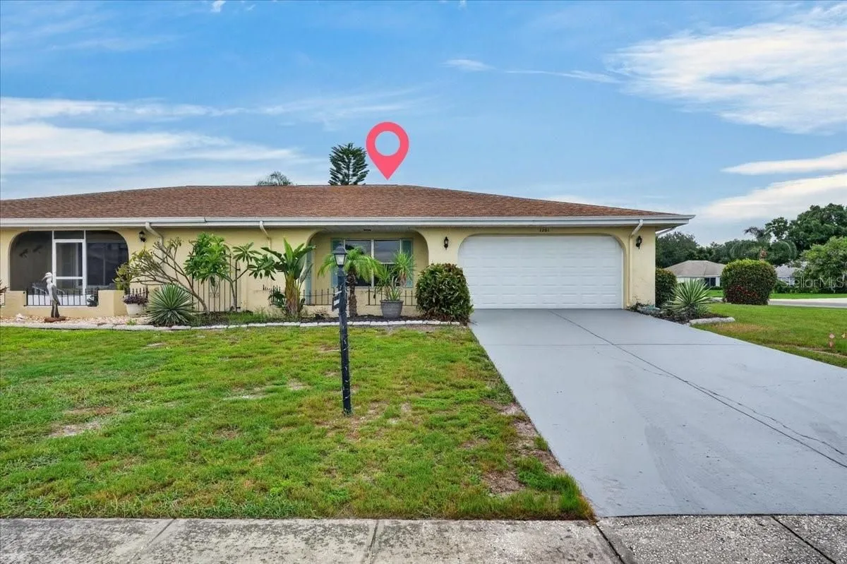 Property Slideshow image 1 of 38 | 1201 wild feather ln, Sun City Center, FL, 33573