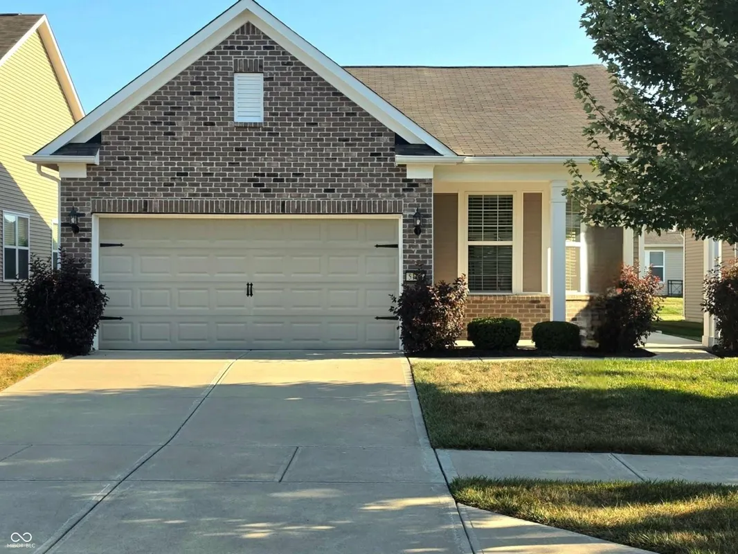 Property Slideshow image 1 of 48 | 5108 silverbell dr, Plainfield, IN, 46168