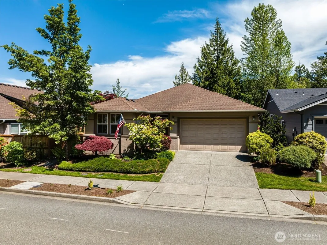 Property Slideshow image 1 of 38 | 12652 sun break way, Redmond, WA, 98053
