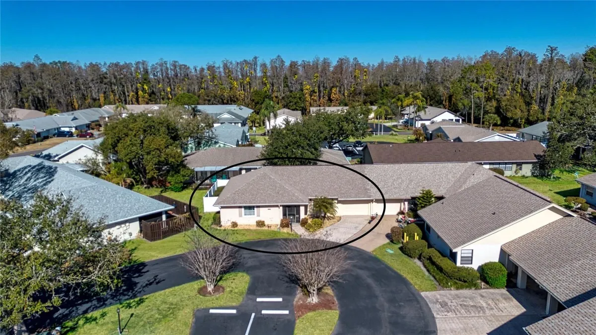 Property Slideshow image 1 of 55 | 1733 atrium dr, Sun City Center, FL, 33573