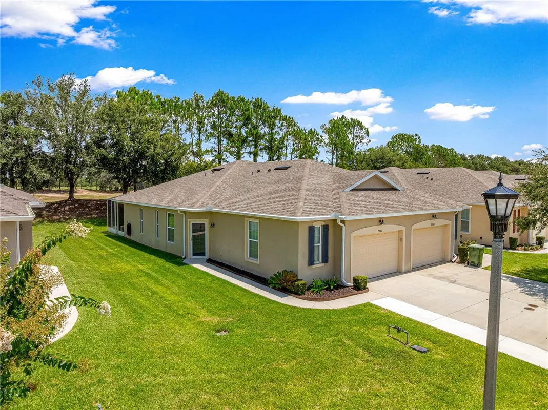 Property Slideshow image 1 of 70 | 27001 white plains way, Leesburg, FL, 34748
