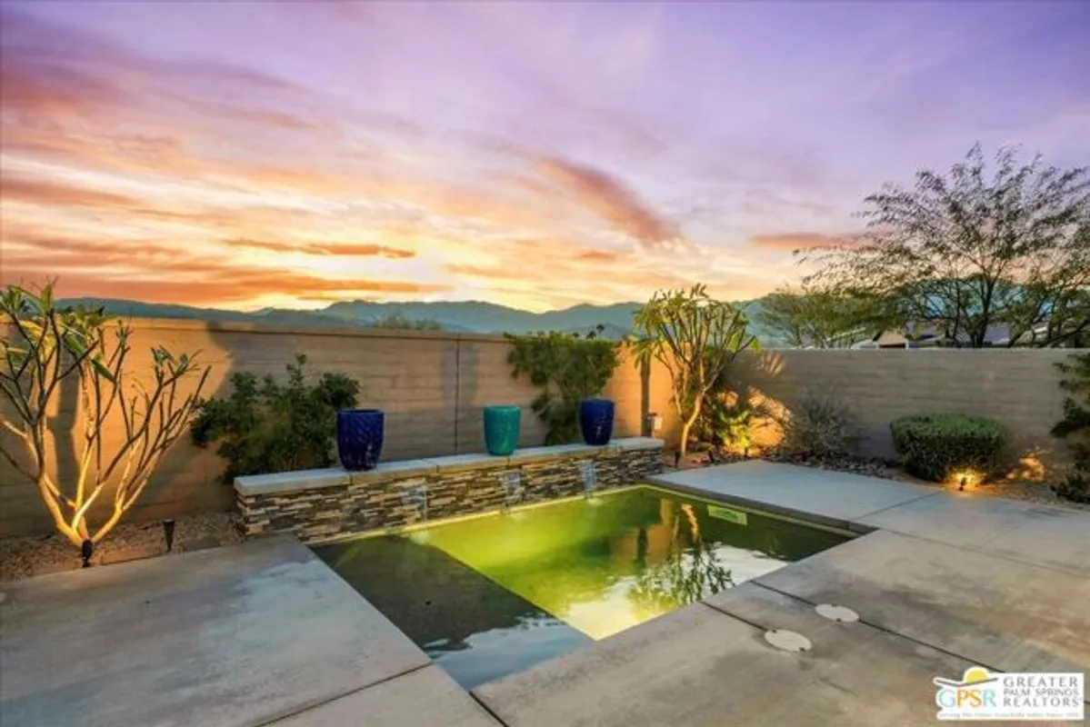 Property Slideshow image 1 of 39 | 49 cabernet, Rancho Mirage, CA, 92270