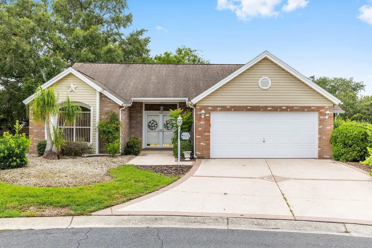 Property Slideshow image 1 of 28 | 1605 chavez ct, The Villages, FL, 32159