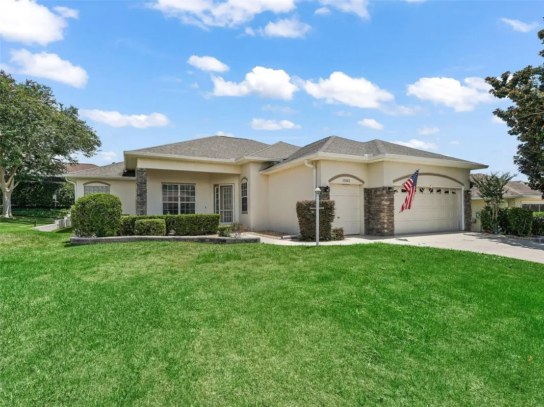 Property Slideshow image 1 of 27 | 17435 se 112th ave, Summerfield, FL, 34491