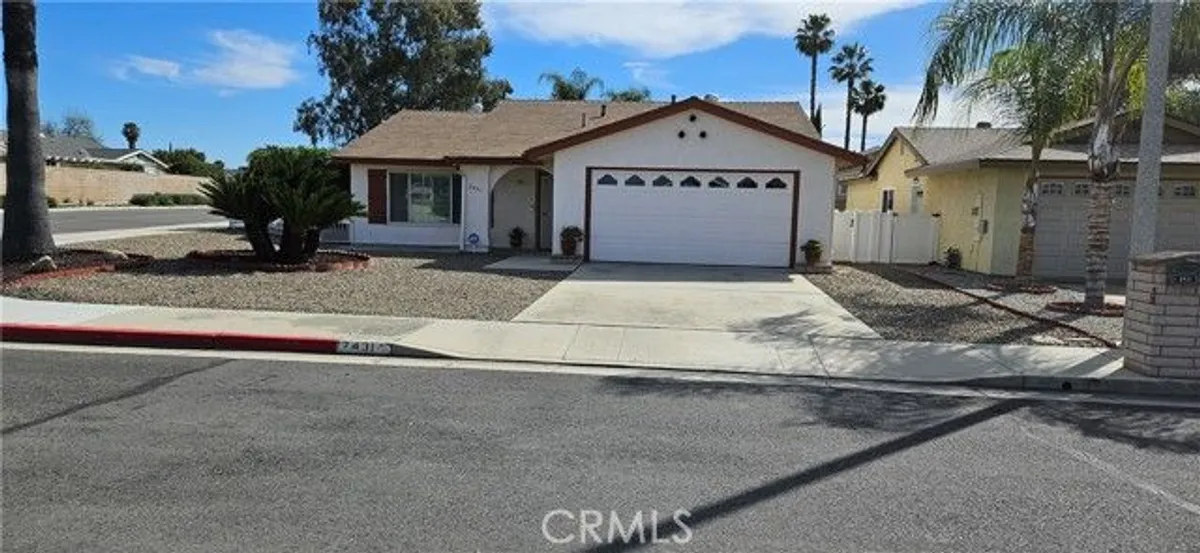 Property Slideshow image 1 of 26 | 2431 el rancho cir, Hemet, CA, 92545