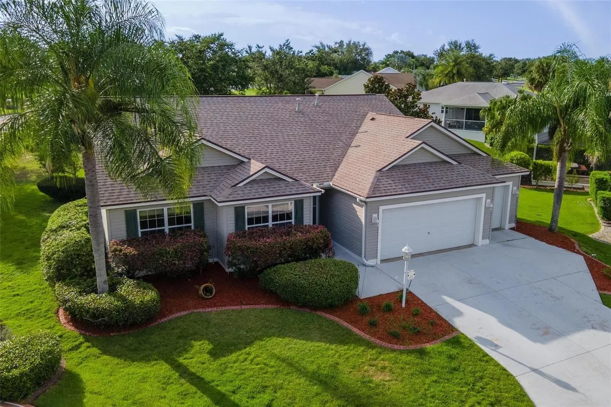 Property Slideshow image 1 of 44 | 471 gaskin ln, The Villages, FL, 32162