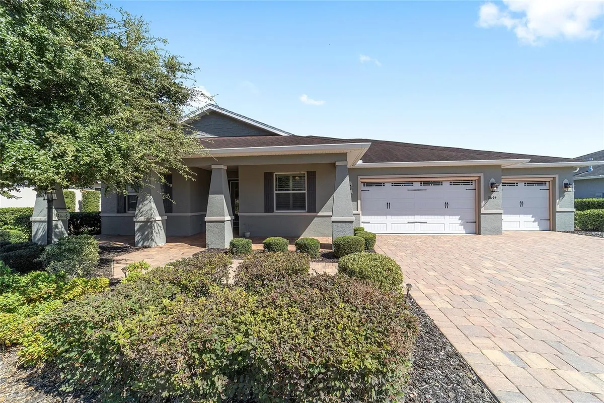 Property Slideshow image 1 of 75 | 8674 sw 94th cir, Ocala, FL, 34481