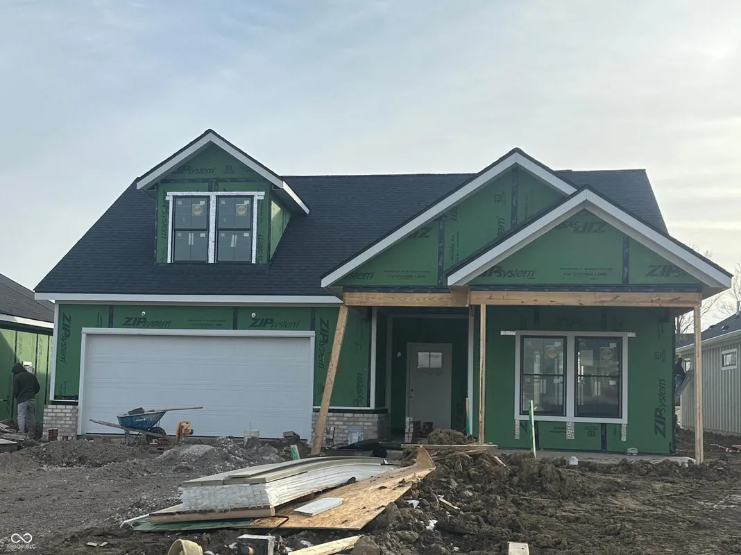 Property Slideshow image 1 of 20 | 16098 quarter pole ln, Westfield, IN, 46074