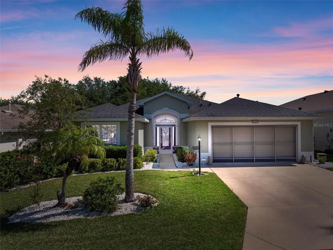 Property Slideshow image 1 of 65 | 20504 queen alexandra dr, Leesburg, FL, 34748