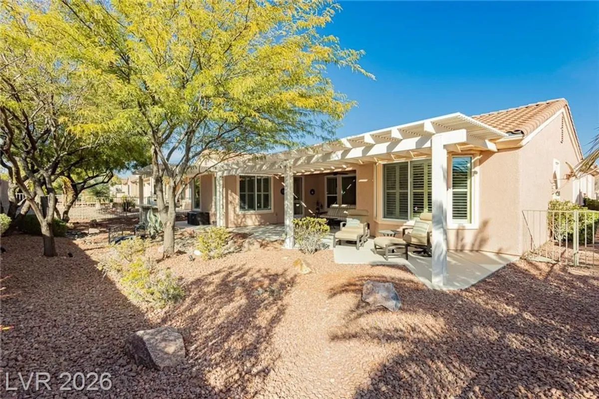 Property Slideshow image 1 of 54 | 5123 vincitor st, Las Vegas, NV, 89135