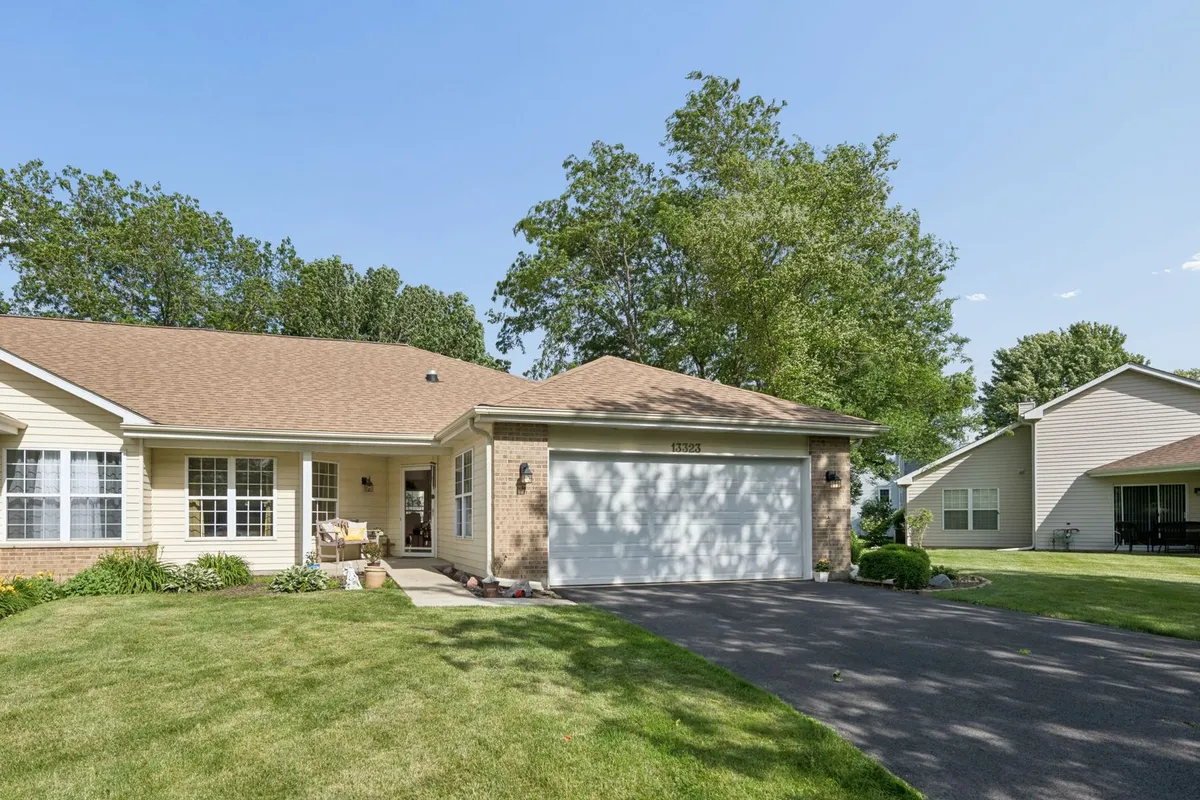 Property Slideshow image 1 of 22 | 13323 red cedar ln, Plainfield, IL, 60544