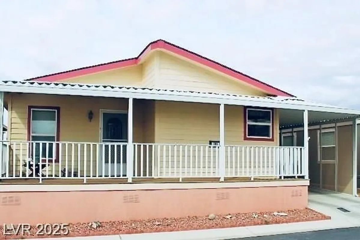 Property Slideshow image 1 of 14 | 881 montecito dr, Pahrump, NV, 89048