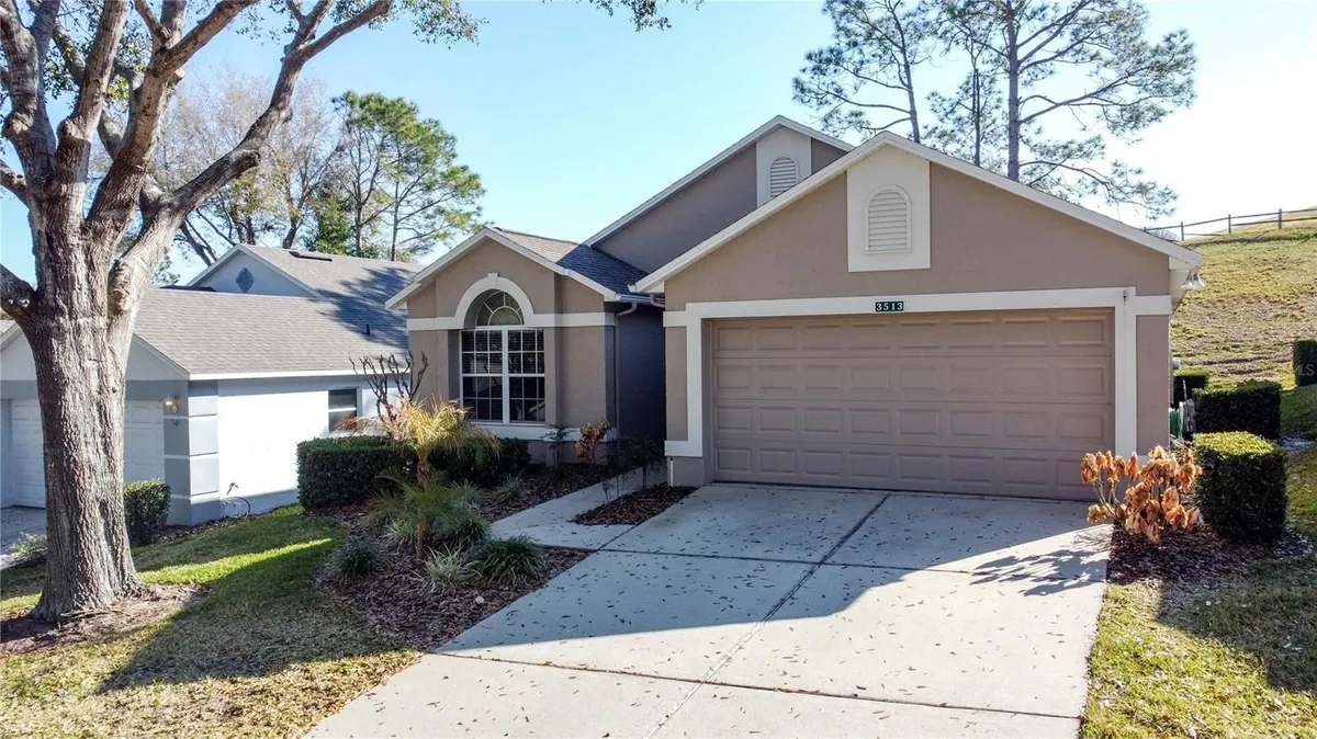 Property Slideshow image 1 of 70 | 3513 rollingbrook st, Clermont, FL, 34711