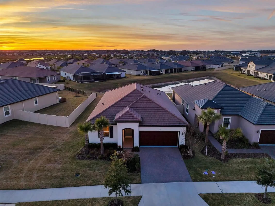 Property Slideshow image 1 of 75 | 10499 gable dig loop, San Antonio, FL, 33576