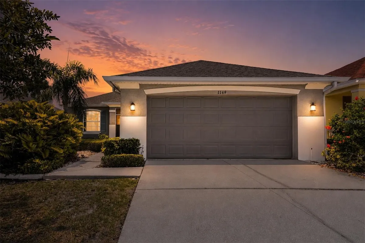 Property Slideshow image 1 of 44 | 1149 emerald dunes dr, Sun City Center, FL, 33573