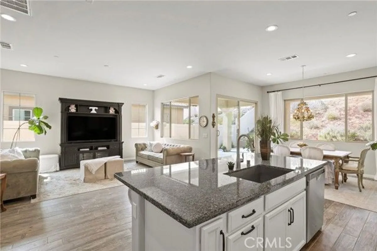 Property Slideshow image 1 of 66 | 11976 discovery ct, Corona, CA, 92883