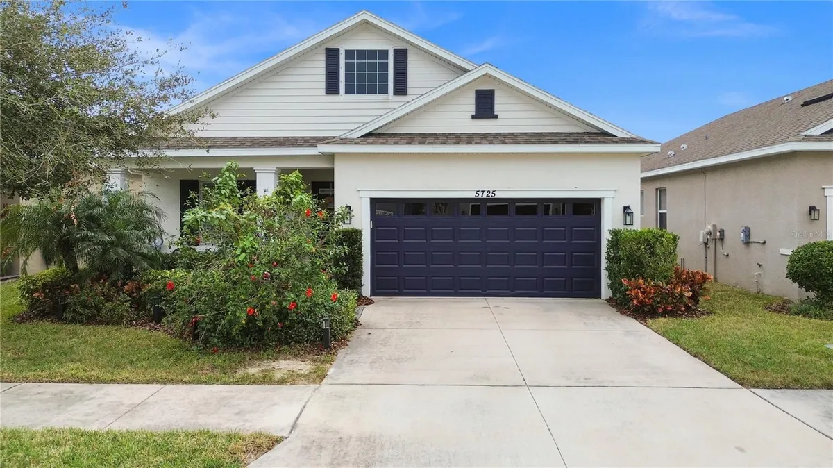 Property Slideshow image 1 of 34 | 5725 stockport st, Riverview, FL, 33578