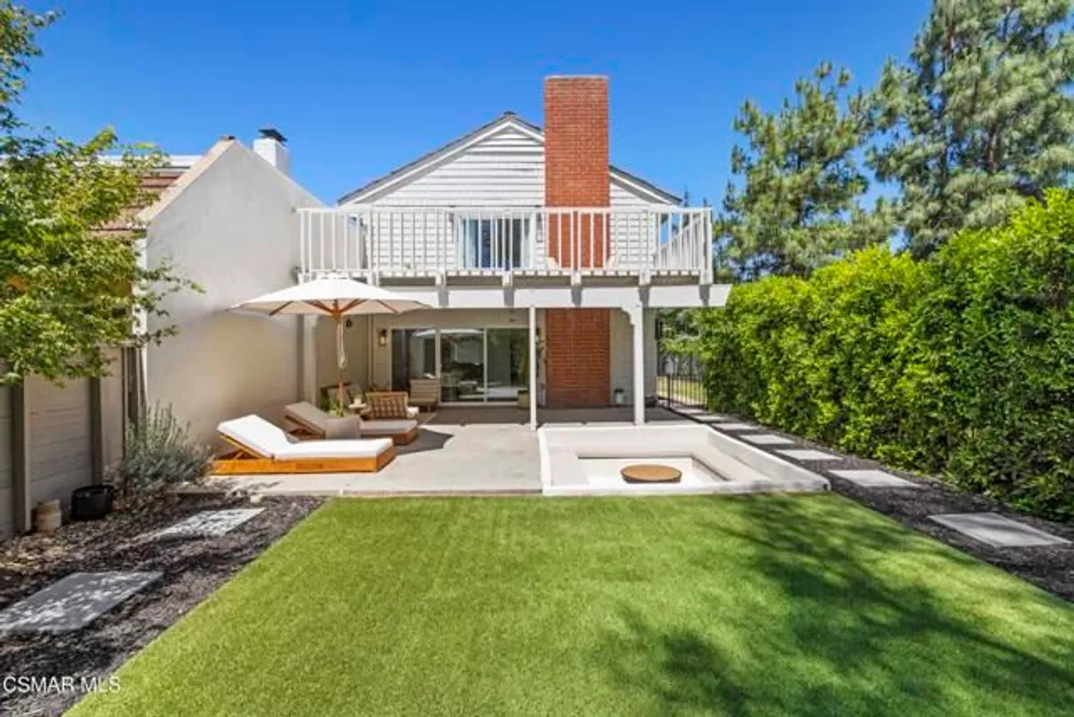 Property Slideshow image 1 of 53 | 32038 waterside ln, Westlake Village, CA, 91361
