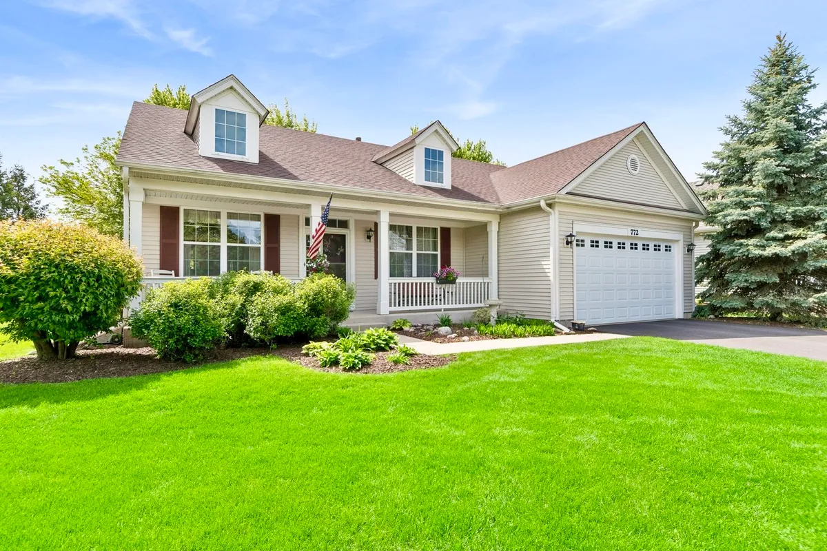Property Slideshow image 1 of 21 | 772 bohannon cir, Oswego, IL, 60543