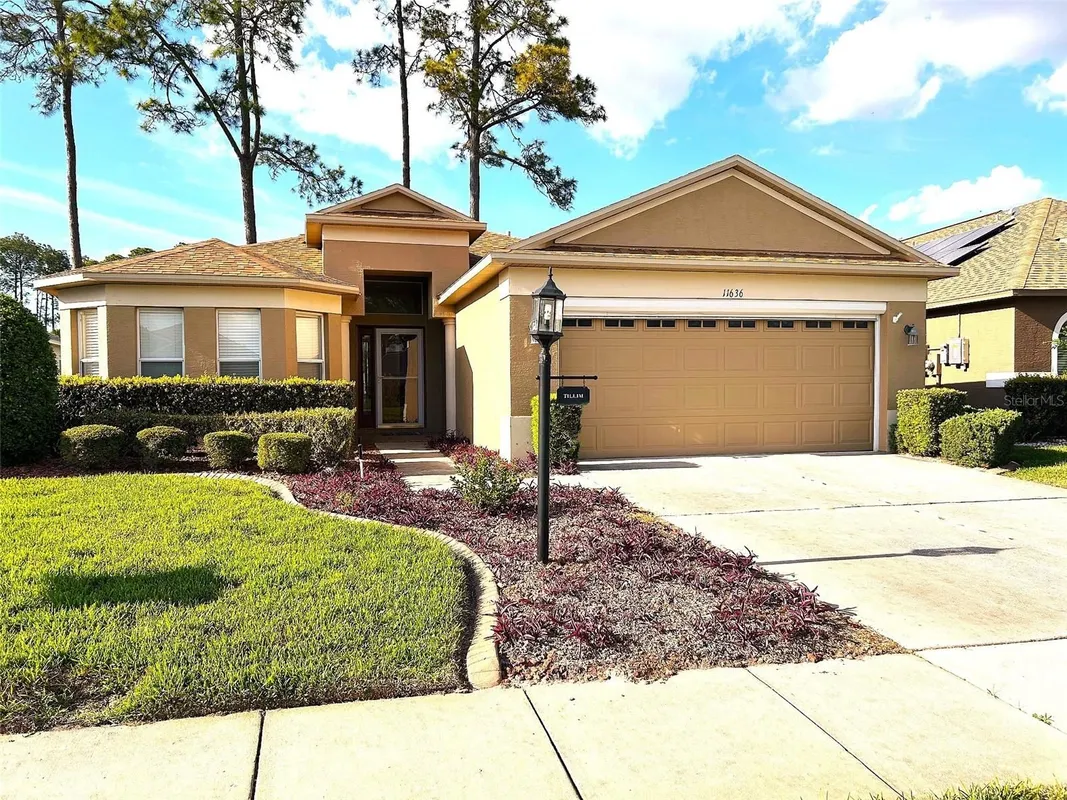 Property Slideshow image 1 of 42 | 11636 spindrift loop, Hudson, FL, 34667