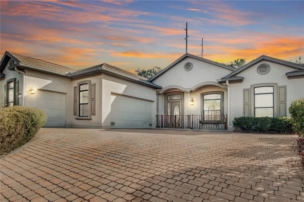 Property Slideshow image 1 of 46 | 17996 se 115th cir, Summerfield, FL, 34491