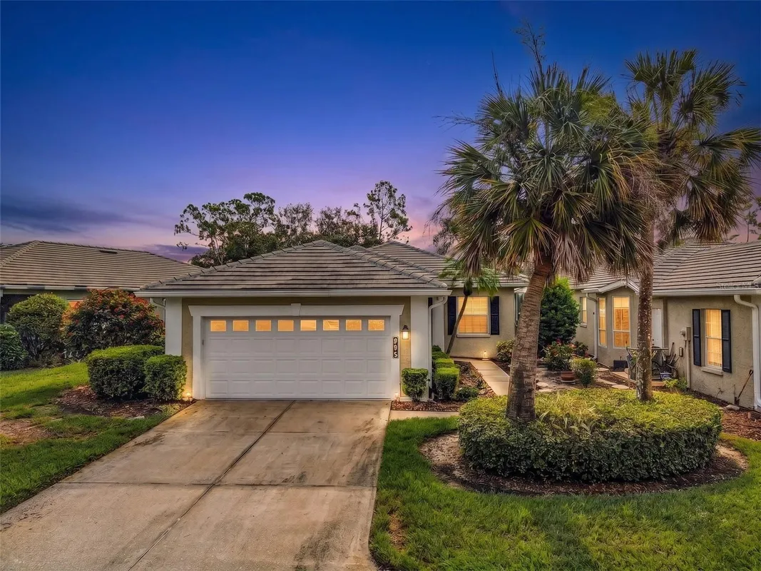 Property Slideshow image 1 of 43 | 834 montrose dr 9, Venice, FL, 34293