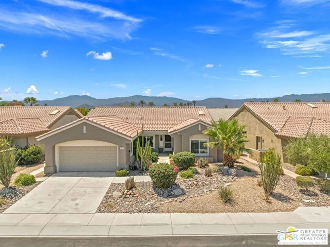 Property Slideshow image 1 of 37 | 78275 silver sage dr, Palm Desert, CA, 92211