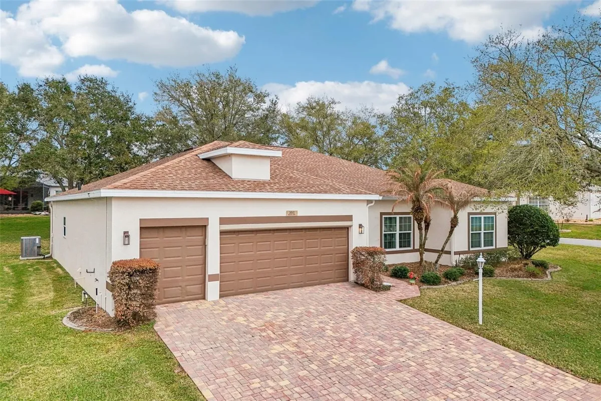 Property Slideshow image 1 of 79 | 24502 parlange ct, Leesburg, FL, 34748