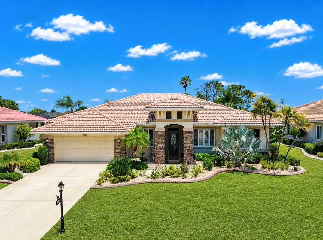 Property Slideshow image 1 of 79 | 2208 myrtle vista ct, Sun City Center, FL, 33573