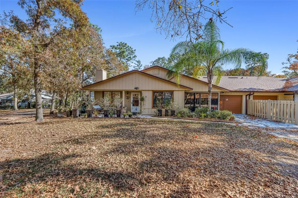 Property Slideshow image 1 of 38 | 6 lakepoint cir, Port Orange, FL, 32128