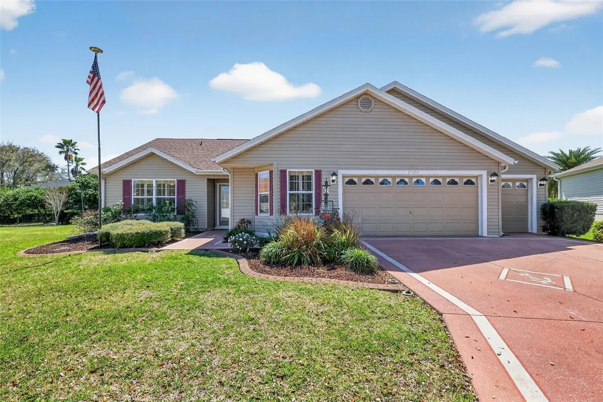 Property Slideshow image 1 of 30 | 17559 se 81st parnassus ct, The Villages, FL, 32162