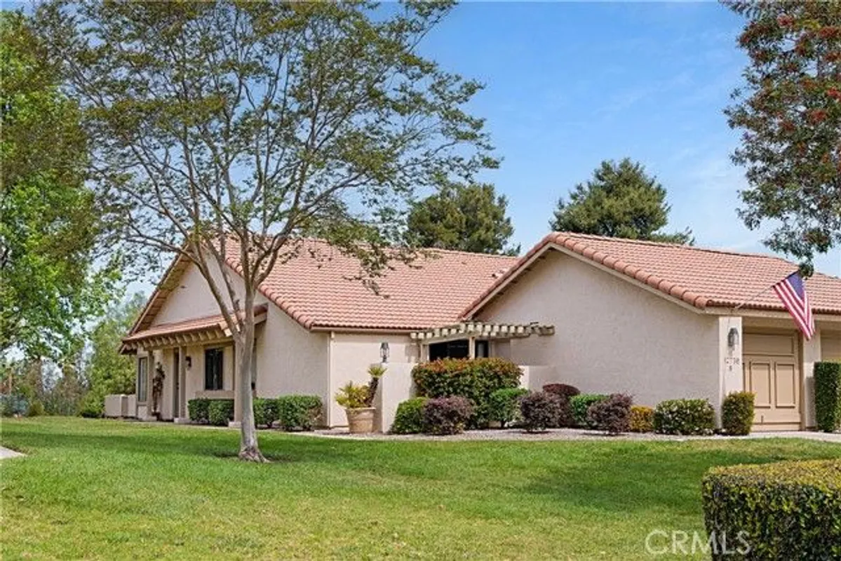 Property Slideshow image 1 of 24 | 12736 camino de la breccia 8, San Diego, CA, 92128