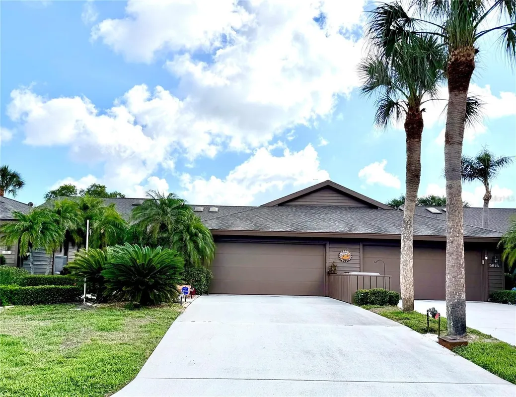 Property Slideshow image 1 of 19 | 5813 merion way 5813, Sarasota, FL, 34243
