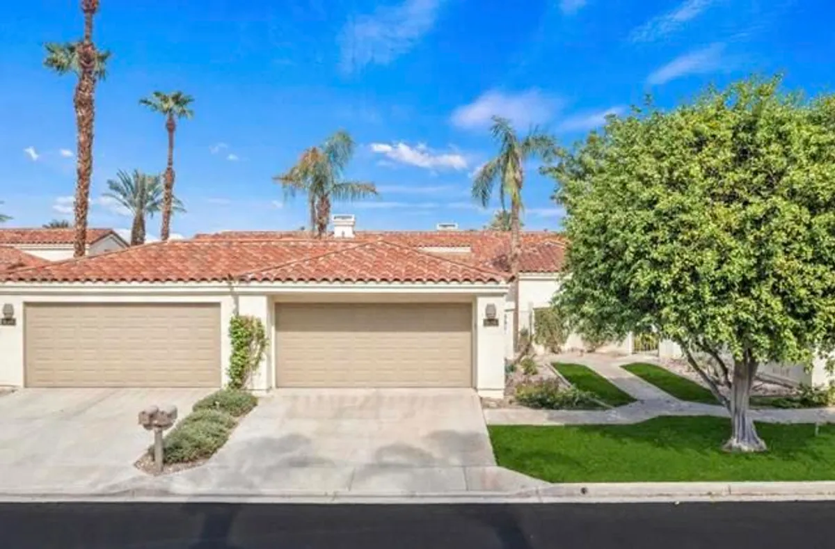 Property Slideshow image 1 of 36 | 55706 riviera, La Quinta, CA, 92253