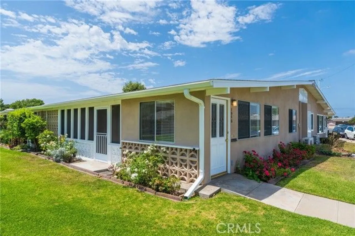 Property Slideshow image 1 of 34 | 1460 pelham rd 106g, Seal Beach, CA, 90740