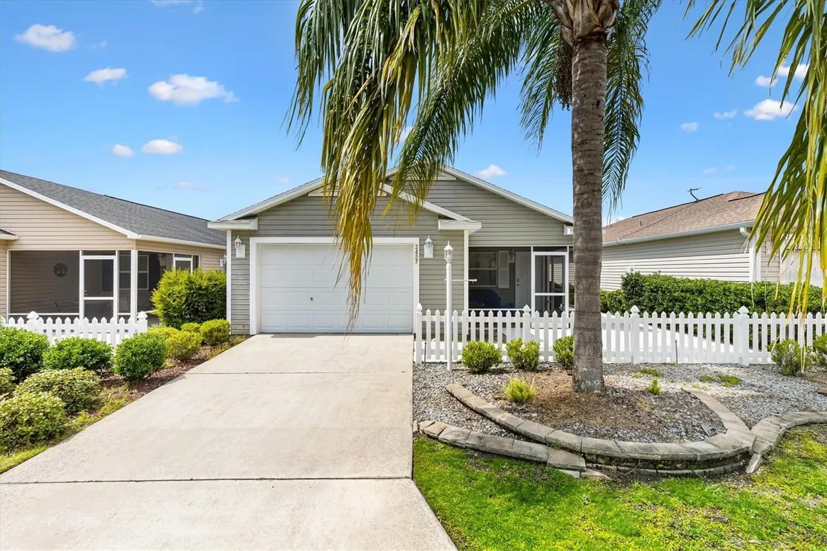 Property Slideshow image 1 of 35 | 2457 upton st, The Villages, FL, 32163