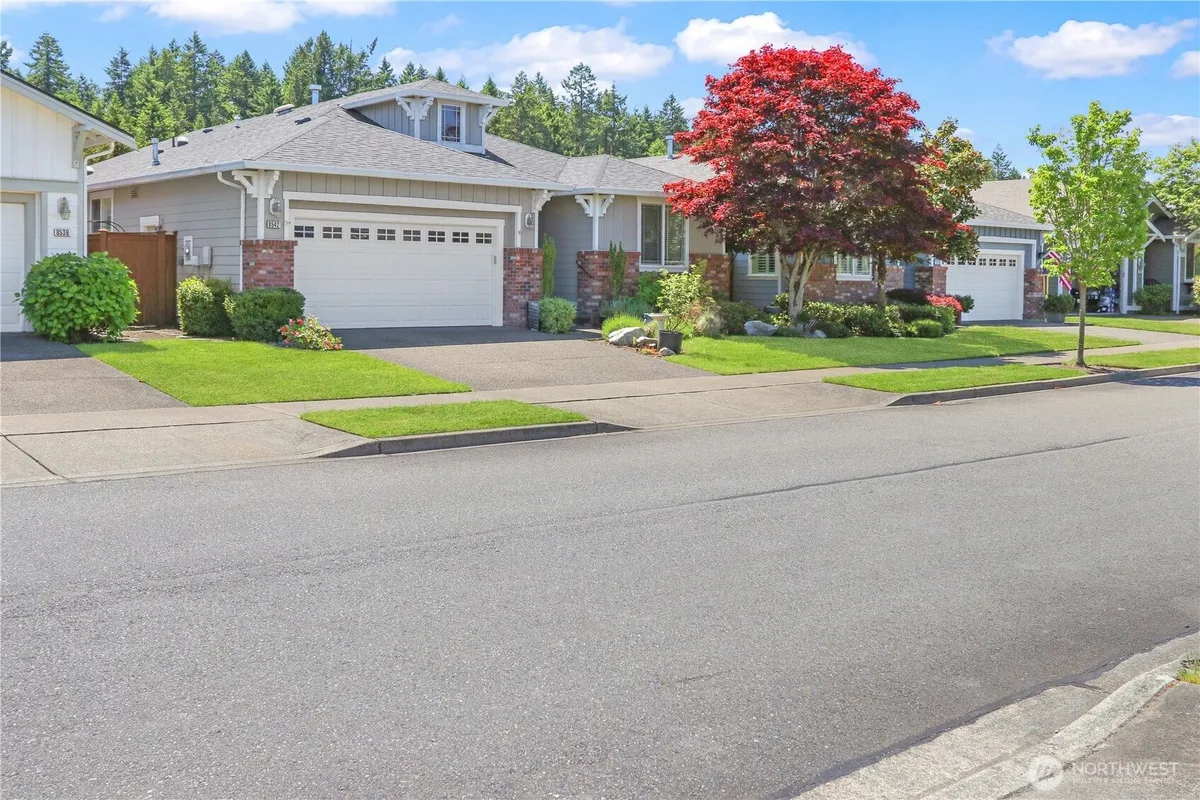 Property Slideshow image 1 of 16 | 8542 bainbridge loop, Lacey, WA, 98516